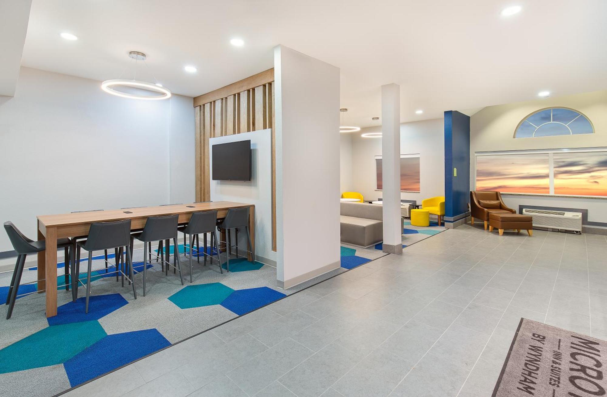 Microtel Inn & Suites Columbus North Zewnętrze zdjęcie