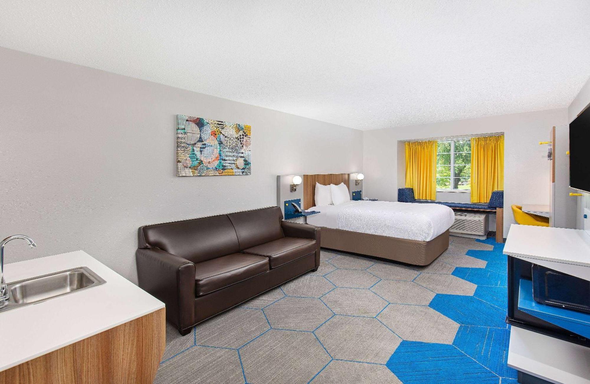 Microtel Inn & Suites Columbus North Zewnętrze zdjęcie